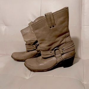Frye Carmen Harness Gray Leather Boots size 10